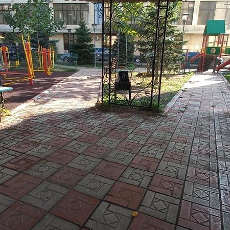 879 Apartment In 비슈케크 외부 사진