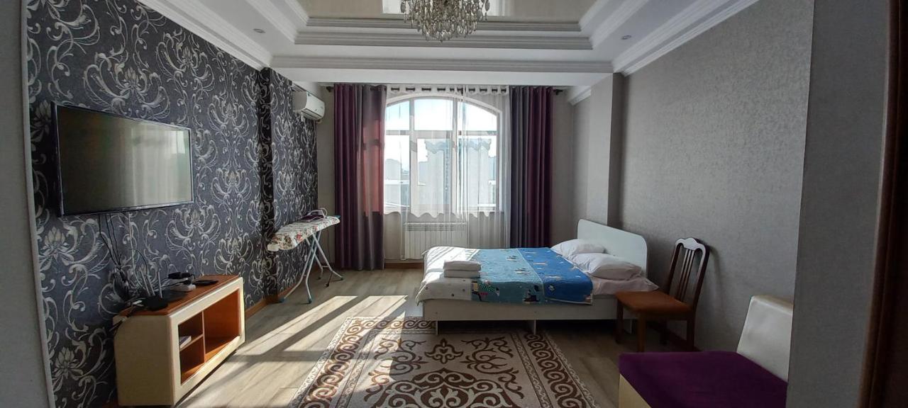 879 Apartment In 비슈케크 외부 사진