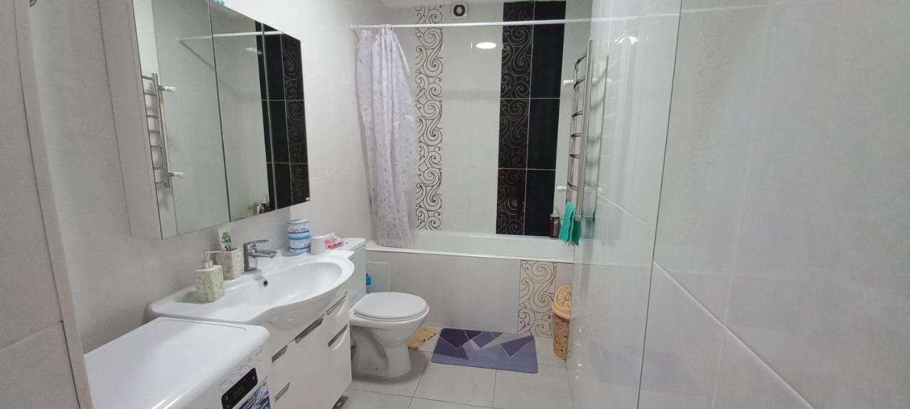 879 Apartment In 비슈케크 외부 사진